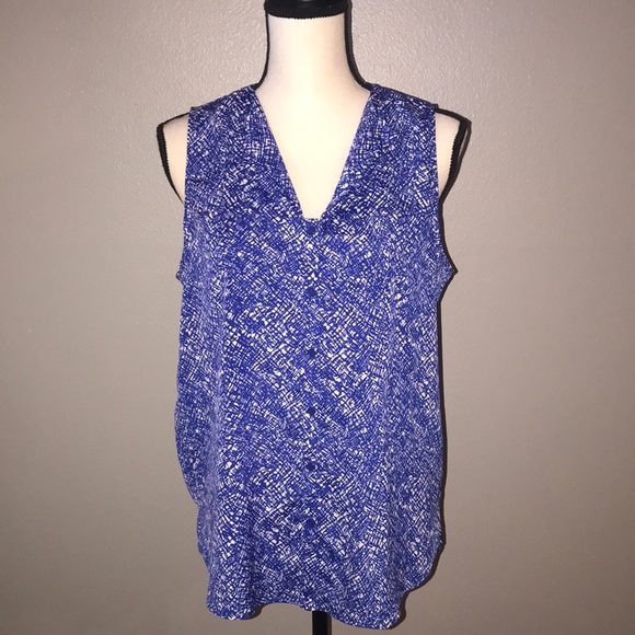 PLEIONE Striped Sleeveless Button Down Blouse. - Picture 1 of 6